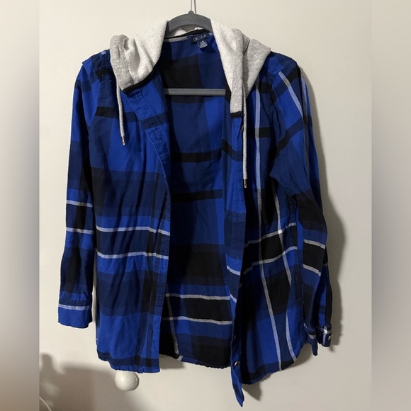 UK2LA Tops - Womens UK2LA Blue Hooded Plaid Shirt
